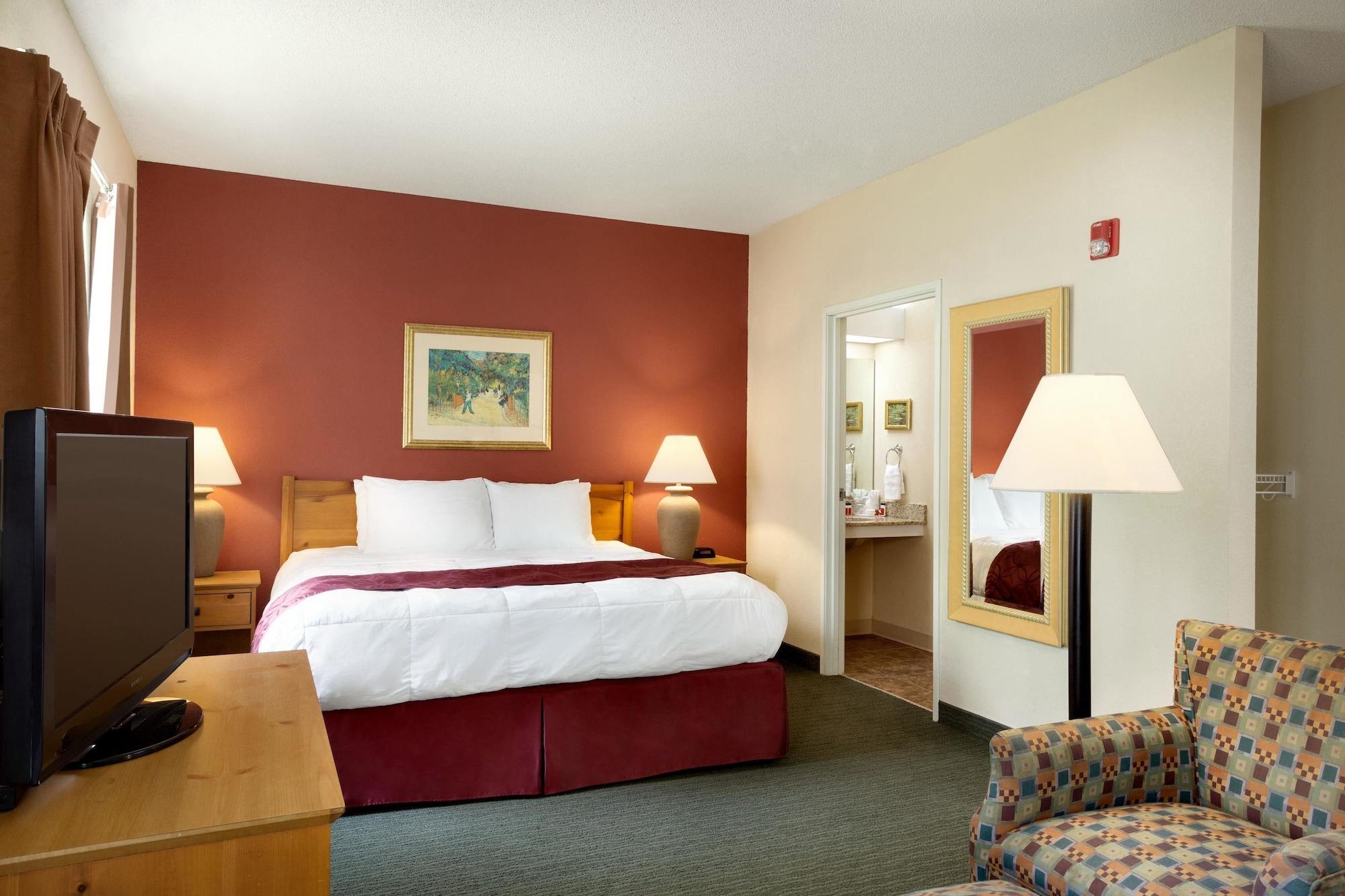 Baymont By Wyndham Wichita East Hotell Eksteriør bilde